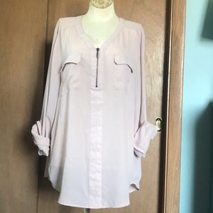 Blush pink Maurice’s V-neck tunic with zip top XL